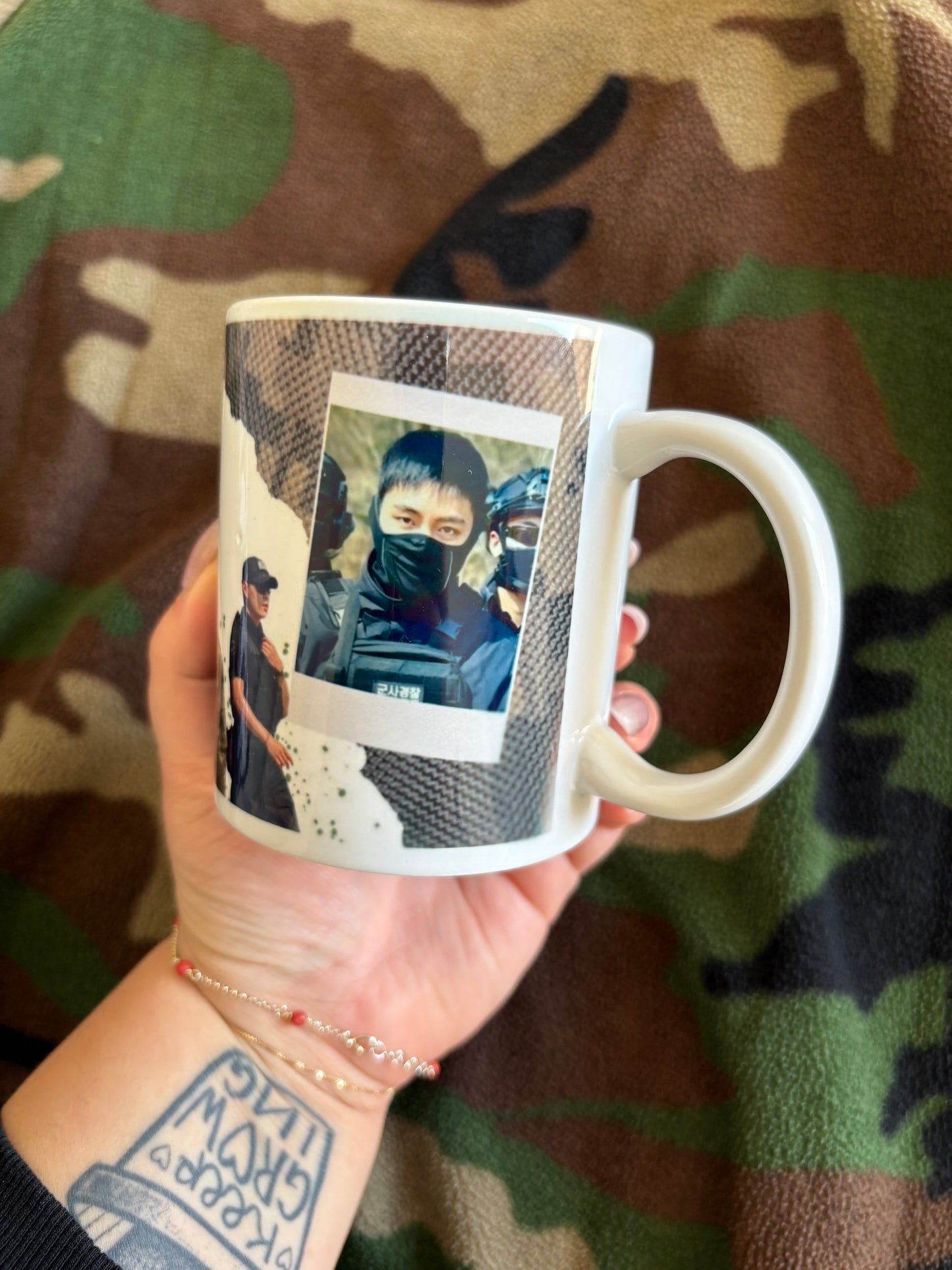 Tazza - Military wife V